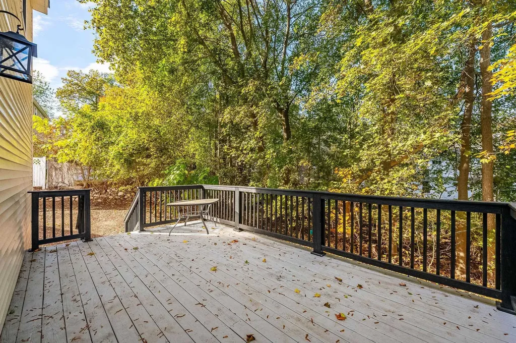 49 Millville Street Salem NH 03079