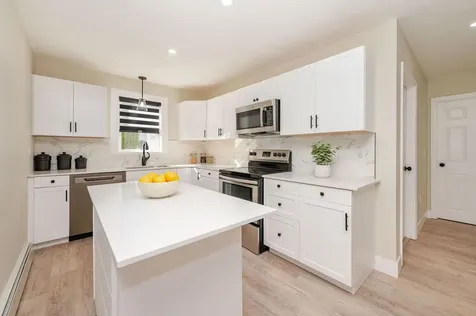 49 Millville Street Salem NH 03079