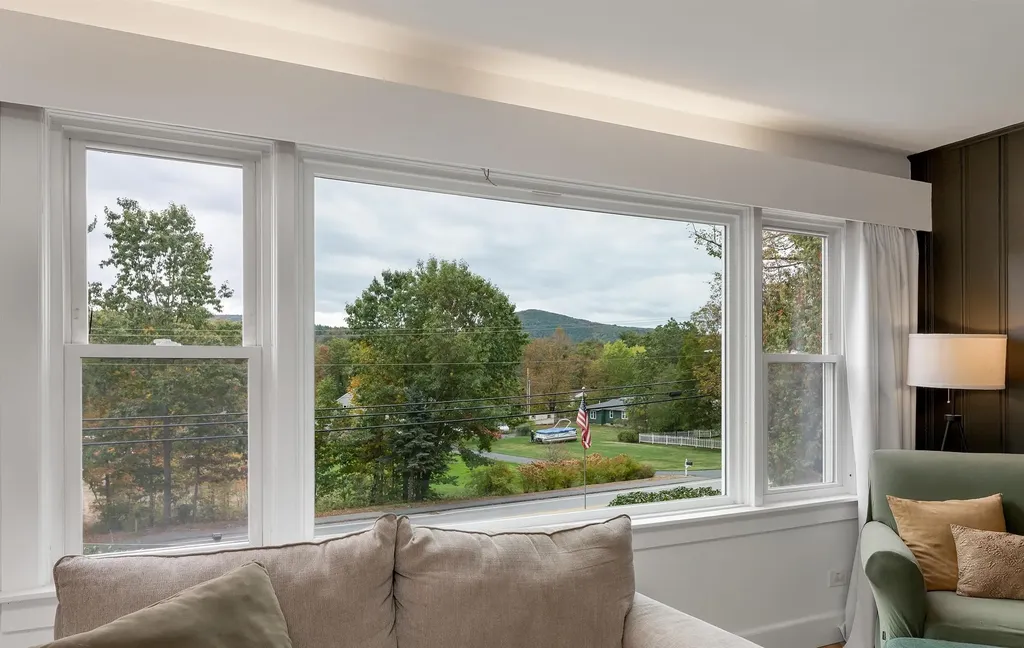 99 Elm Street Goffstown NH 03045