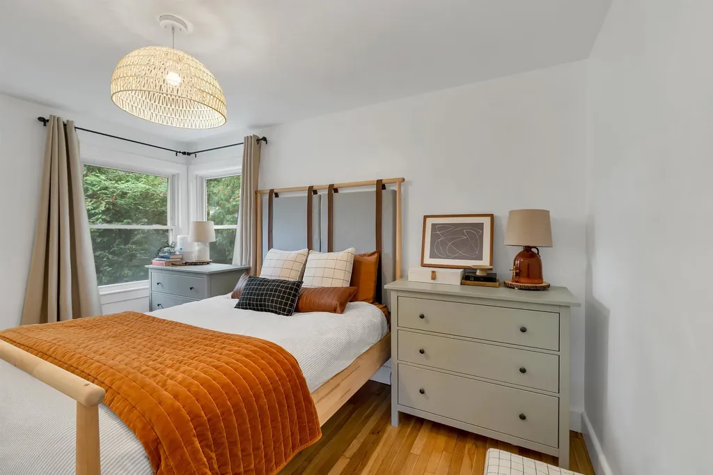 99 Elm Street Goffstown NH 03045