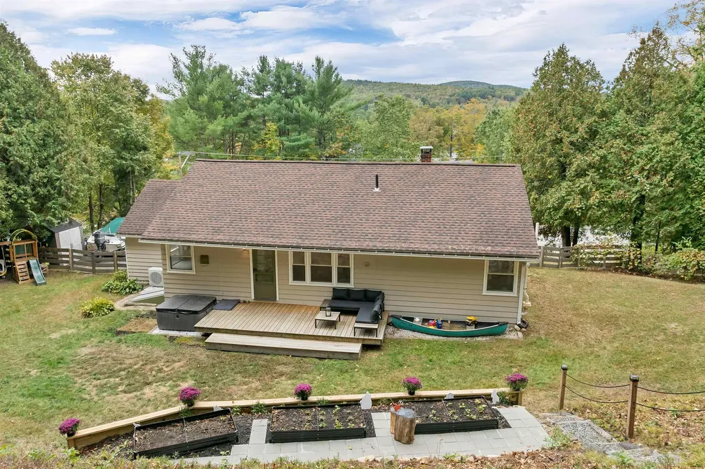 99 Elm Street Goffstown NH 03045