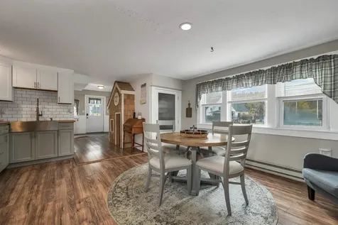 1354 Nh Route 175 Campton NH 03223