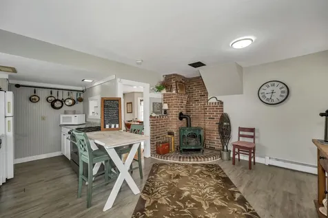 1354 Nh Route 175 Campton NH 03223