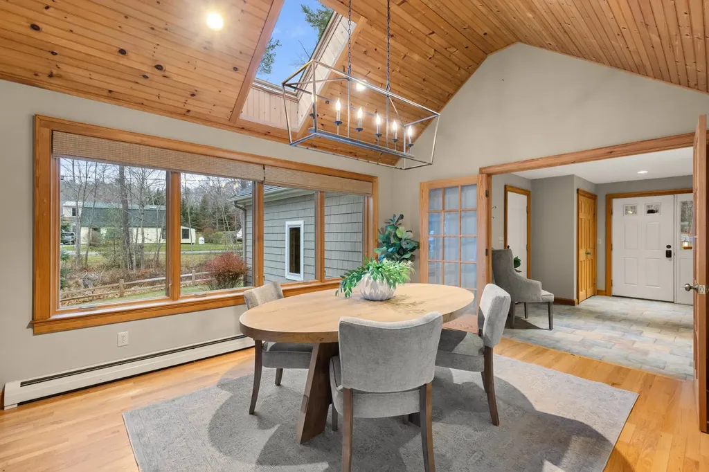 263 Durham Point Road Durham NH 03824