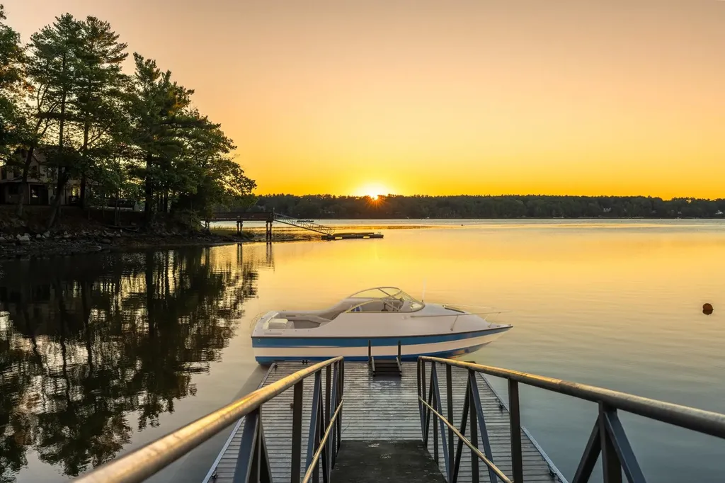 263 Durham Point Road Durham NH 03824