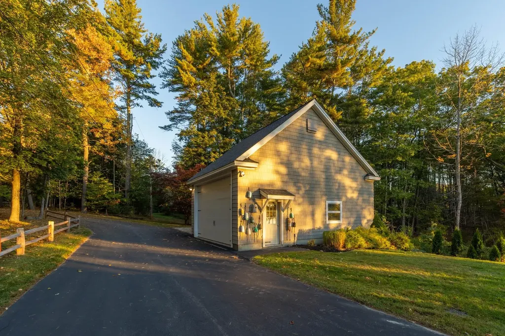 263 Durham Point Road Durham NH 03824