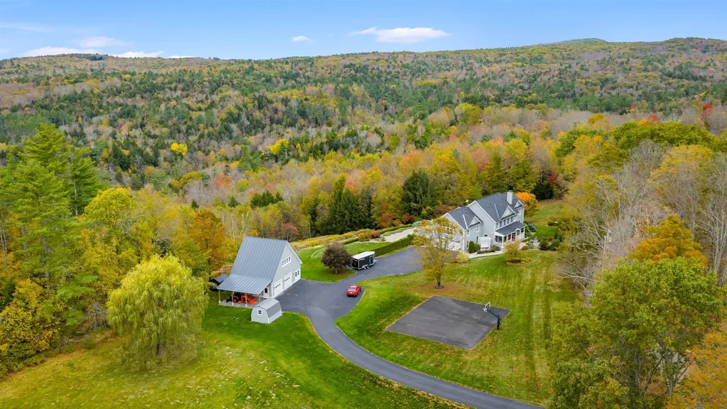 15 Old Stage Road Langdon NH 03602