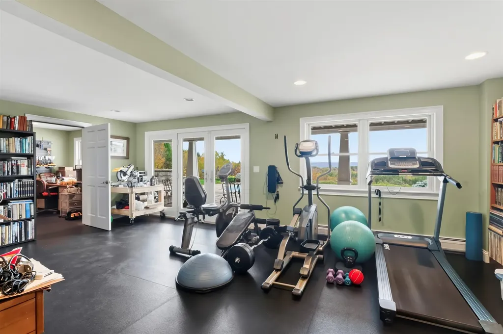 15 Old Stage Road Langdon NH 03602