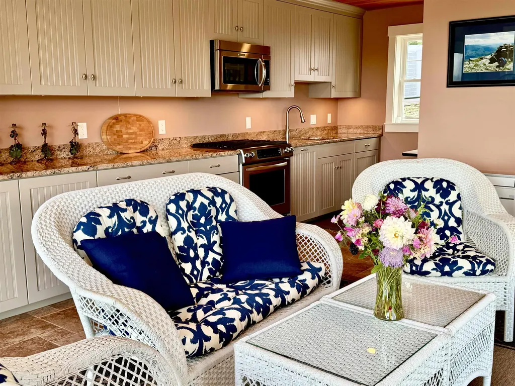 15 Old Stage Road Langdon NH 03602