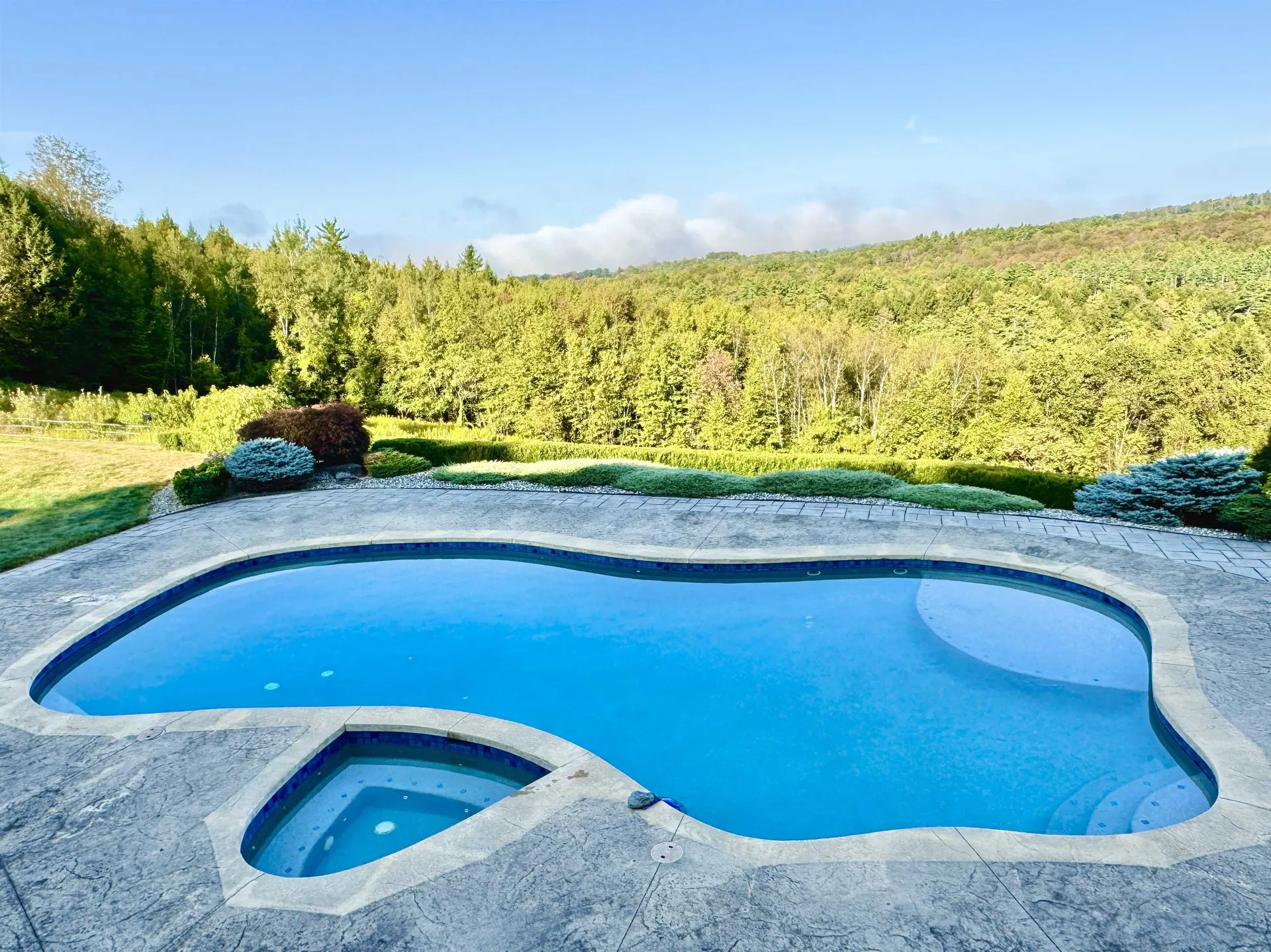 15 Old Stage Road Langdon NH 03602