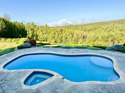 15 Old Stage Road Langdon NH 03602