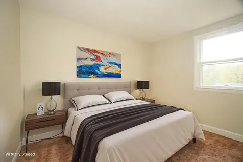 42 Woodfield Street Nashua NH 03062