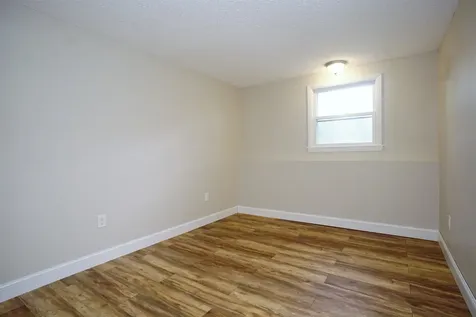 42 Woodfield Street Nashua NH 03062