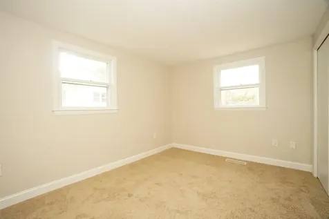 42 Woodfield Street Nashua NH 03062