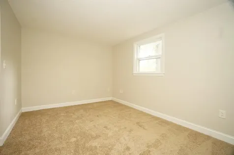 42 Woodfield Street Nashua NH 03062