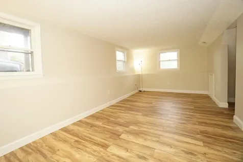 42 Woodfield Street Nashua NH 03062