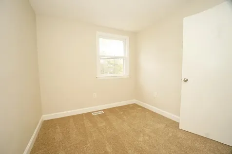 42 Woodfield Street Nashua NH 03062