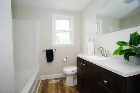 42 Woodfield Street Nashua NH 03062