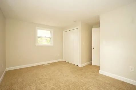 42 Woodfield Street Nashua NH 03062