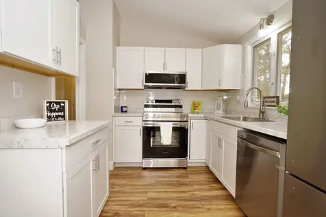 42 Woodfield Street Nashua NH 03062