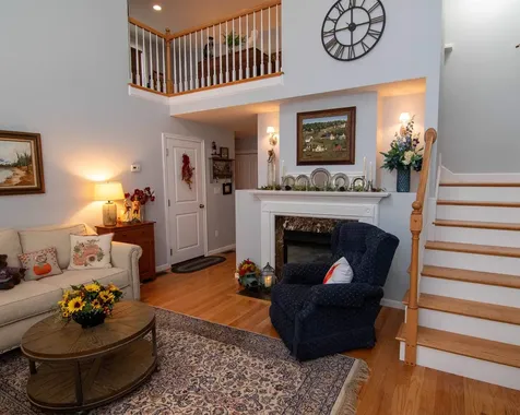 35 Locksley Lane Raymond NH 03077