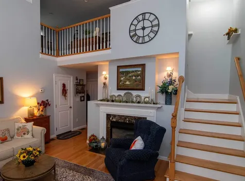 35 Locksley Lane Raymond NH 03077