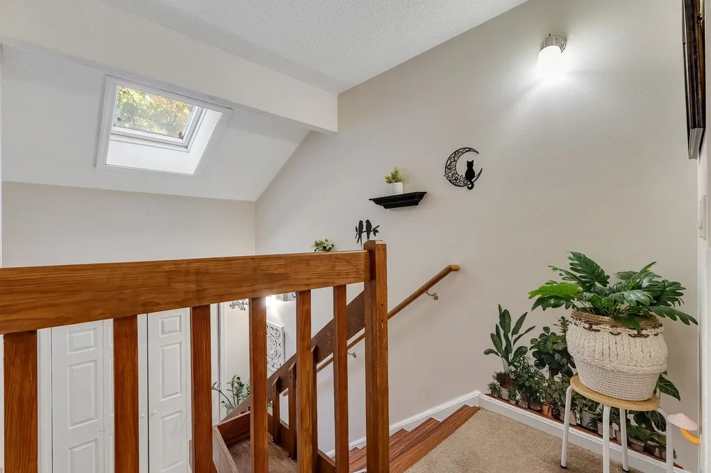 190 Oak Circle Colchester VT 05446