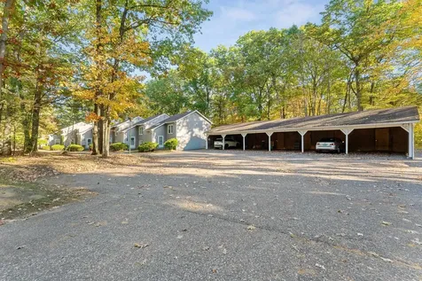 190 Oak Circle Colchester VT 05446