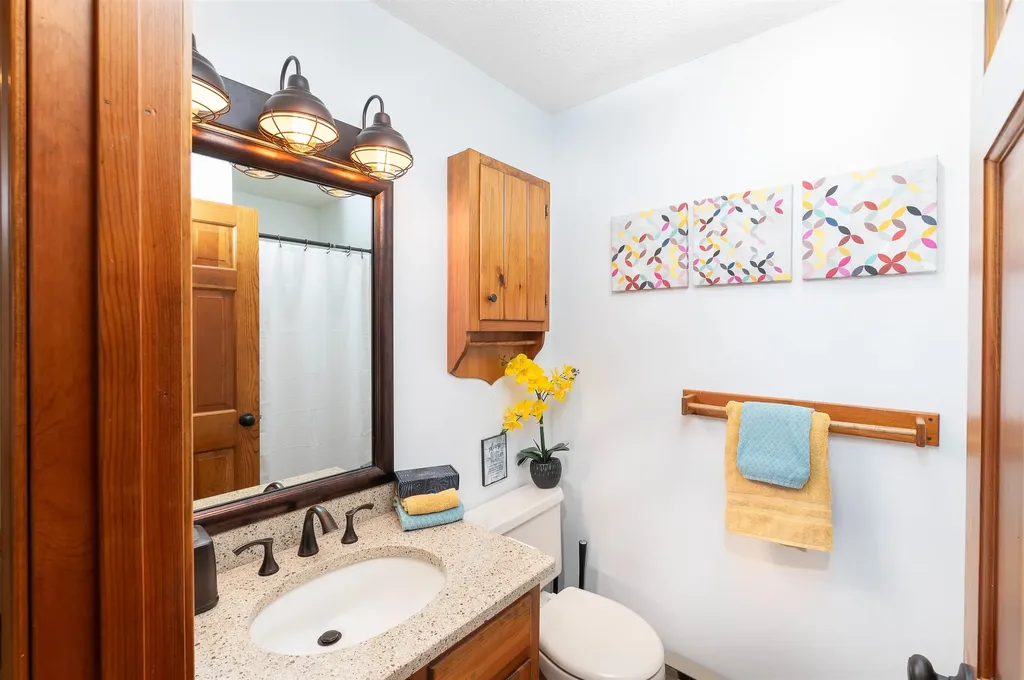 10 Elm Brook Road Conway NH 03860