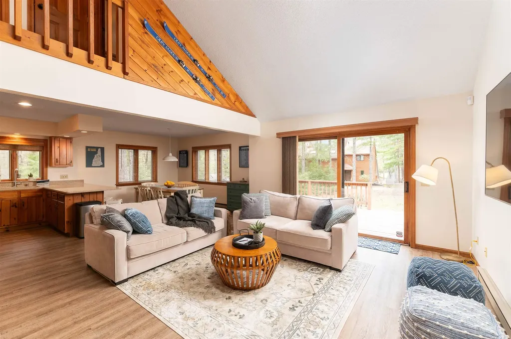 10 Elm Brook Road Conway NH 03860