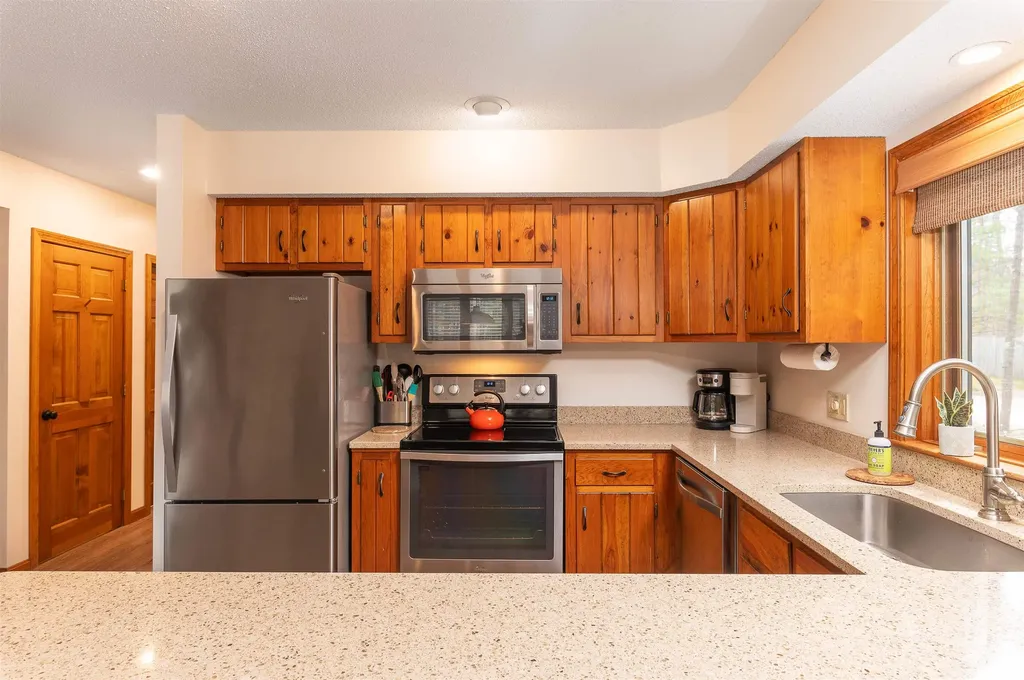 10 Elm Brook Road Conway NH 03860