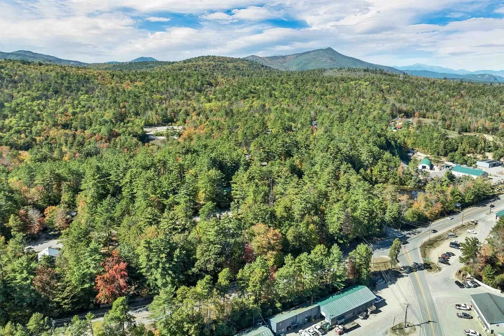 7 Wildwood Road Albany NH 03818