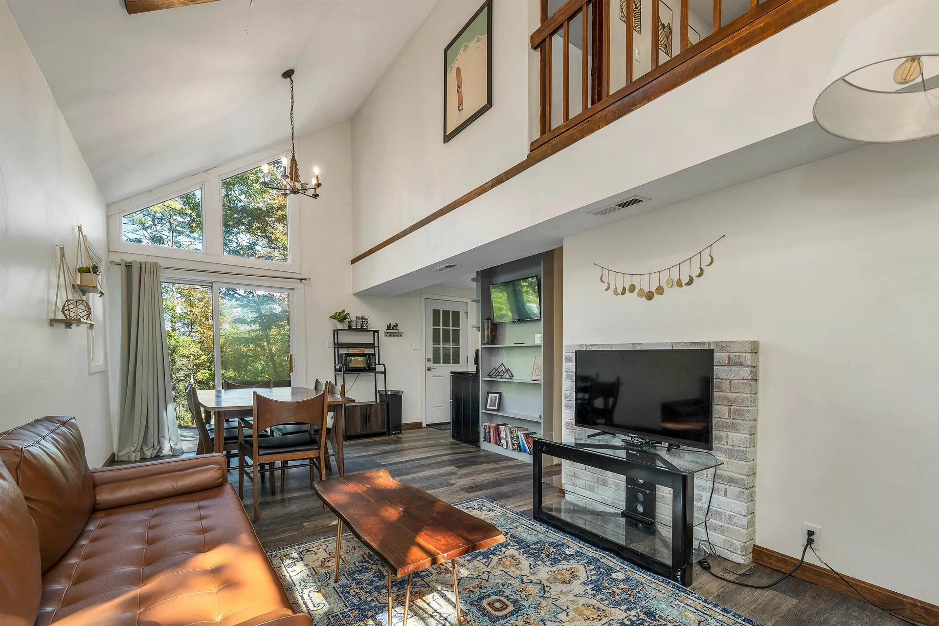 7 Wildwood Road Albany NH 03818