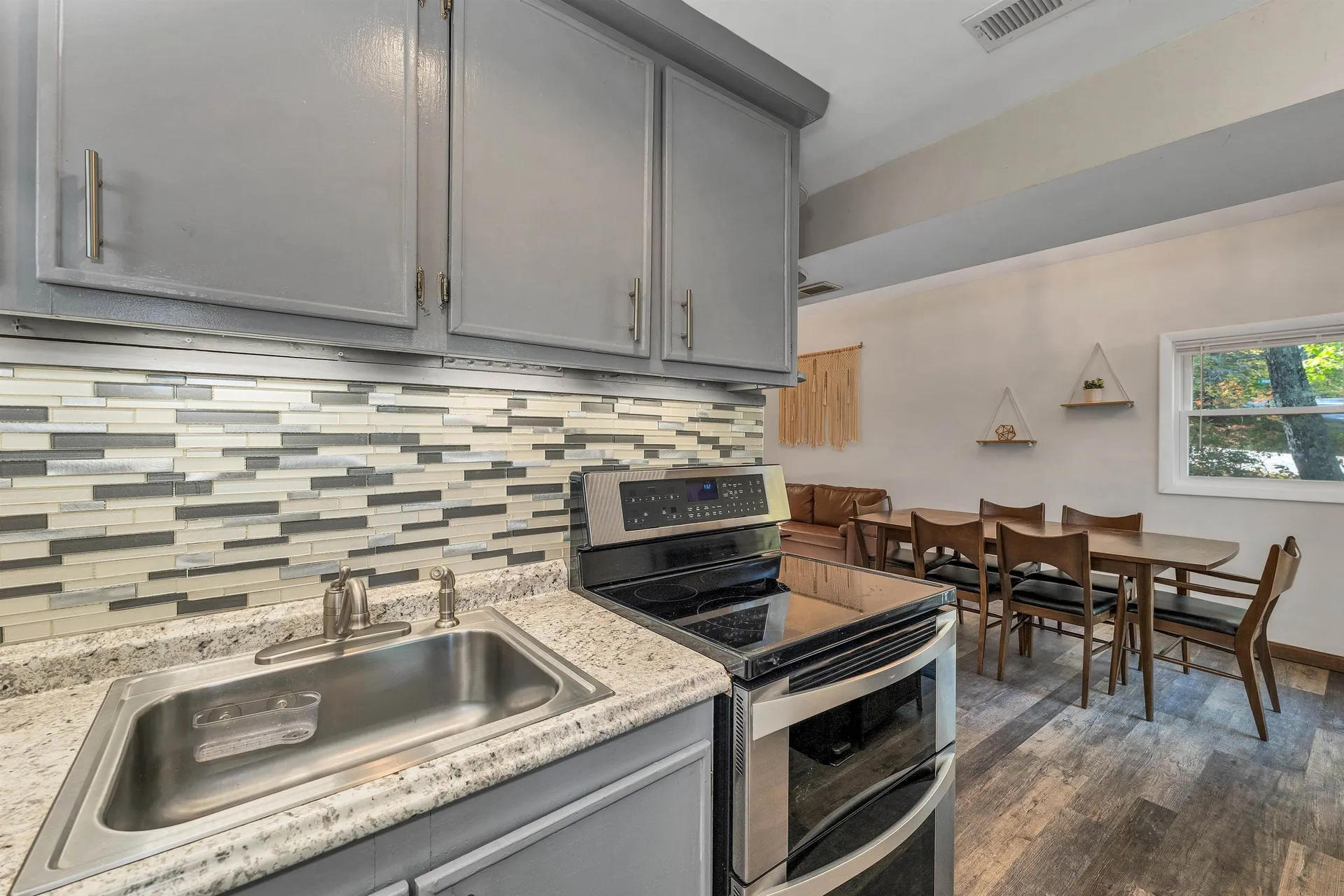 7 Wildwood Road Albany NH 03818