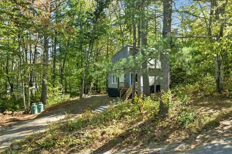 7 Wildwood Road Albany NH 03818