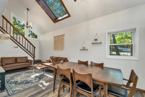 7 Wildwood Road Albany NH 03818