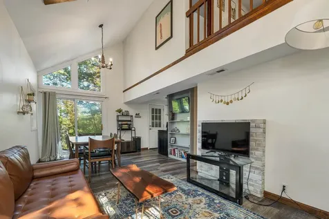 7 Wildwood Road Albany NH 03818