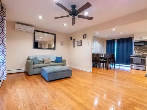 87 S Wilson Street Manchester NH 03103