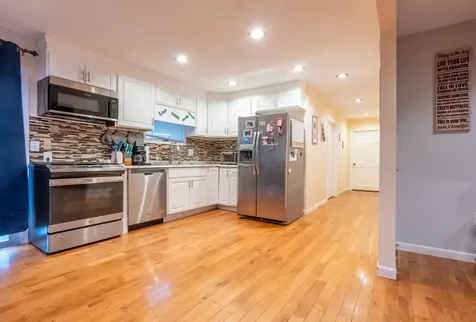 87 S Wilson Street Manchester NH 03103