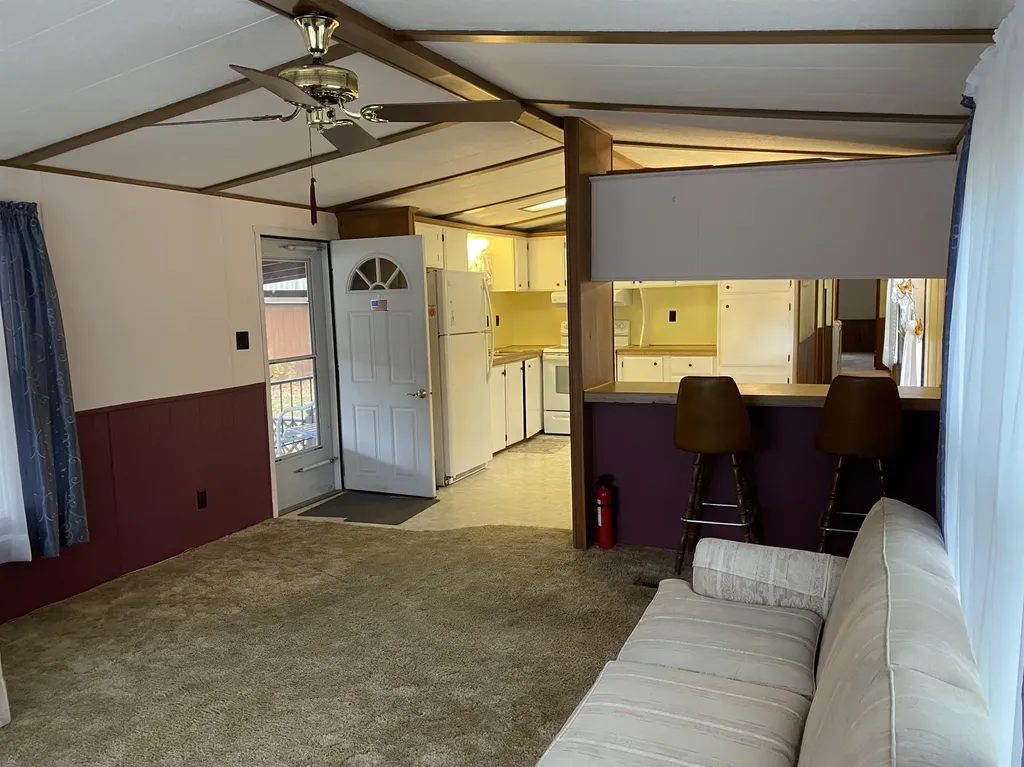 9 Paradise Street Gorham NH 03581