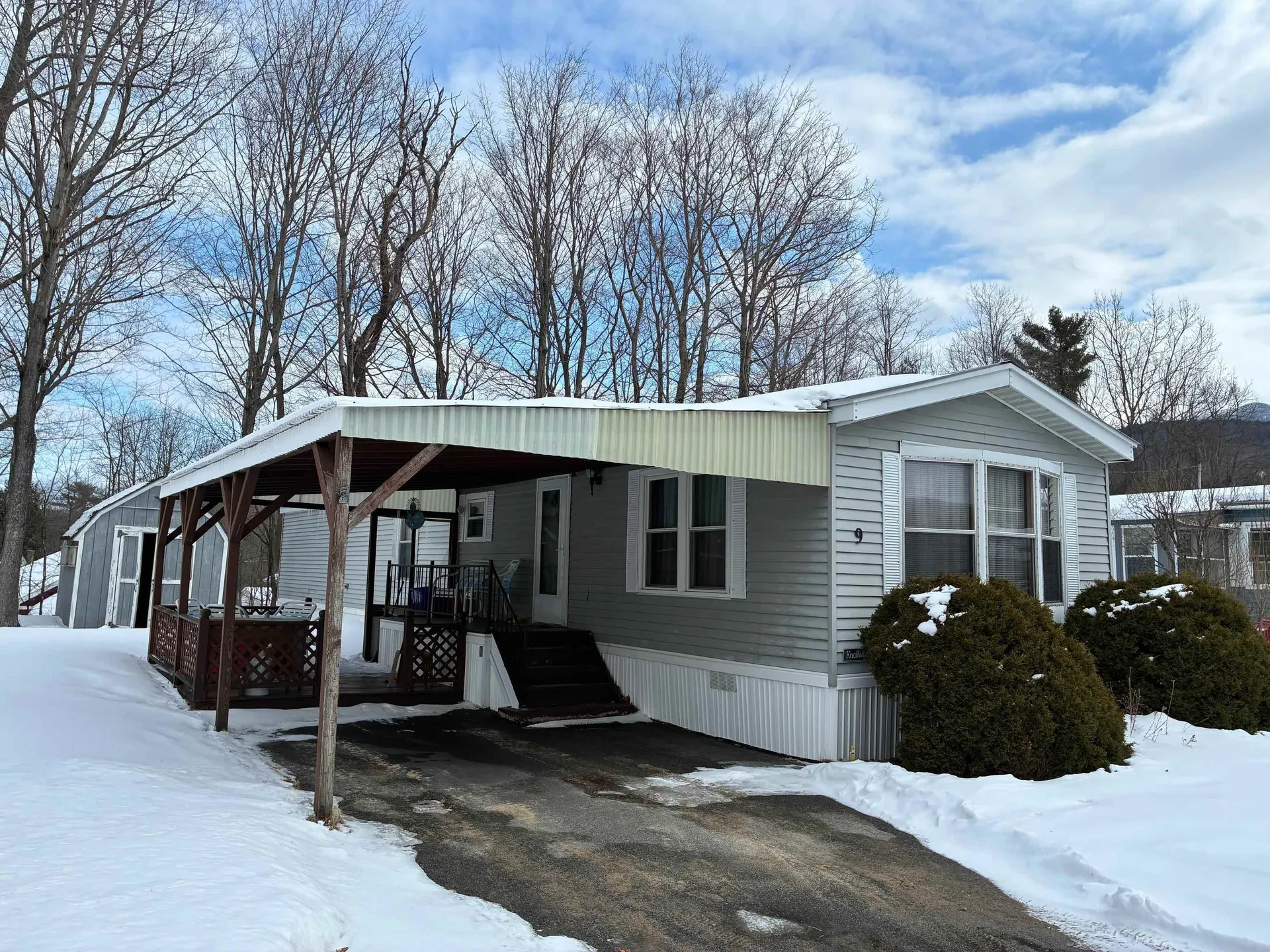 9 Paradise Street Gorham NH 03581