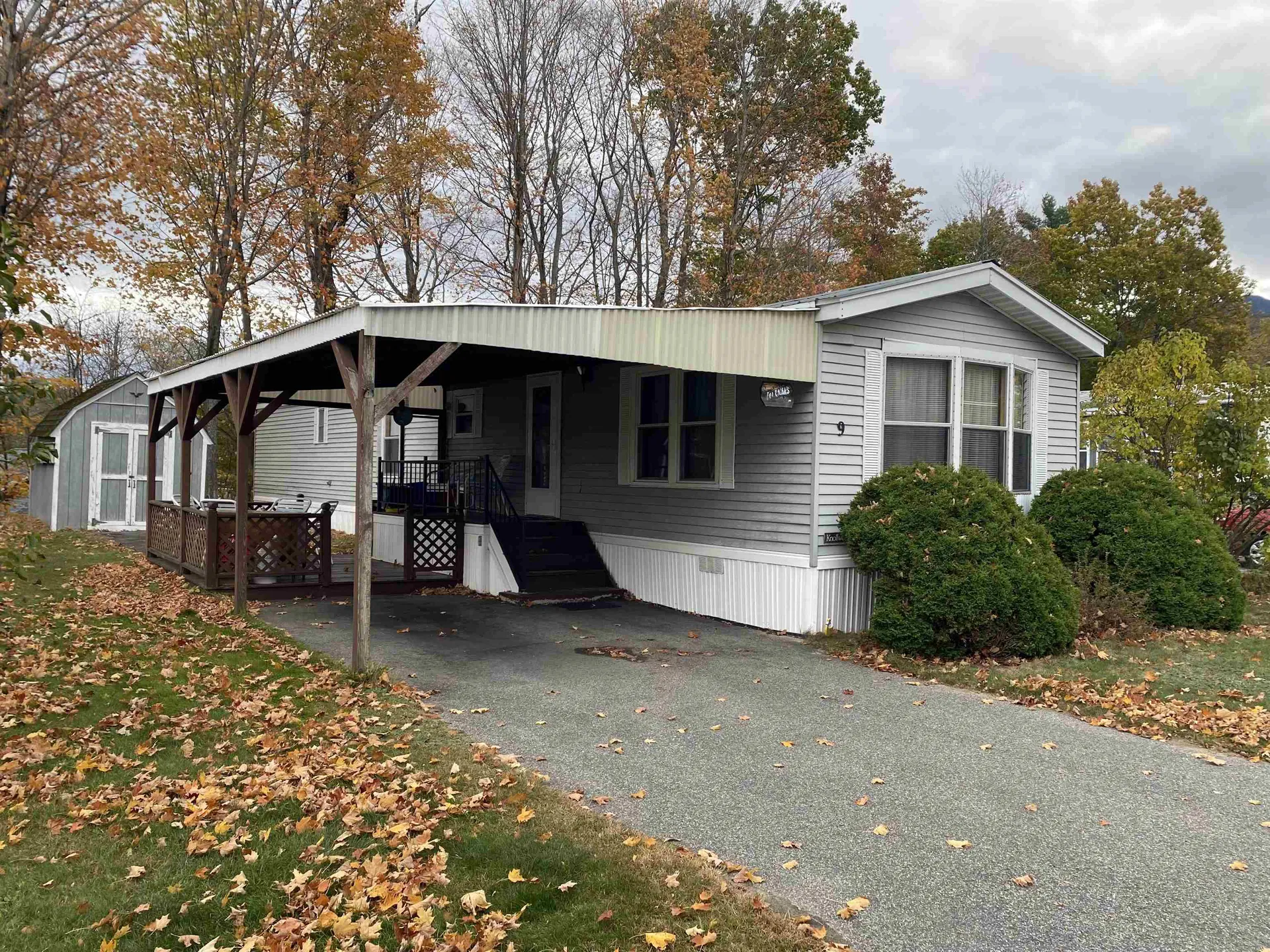 9 Paradise Street Gorham NH 03581