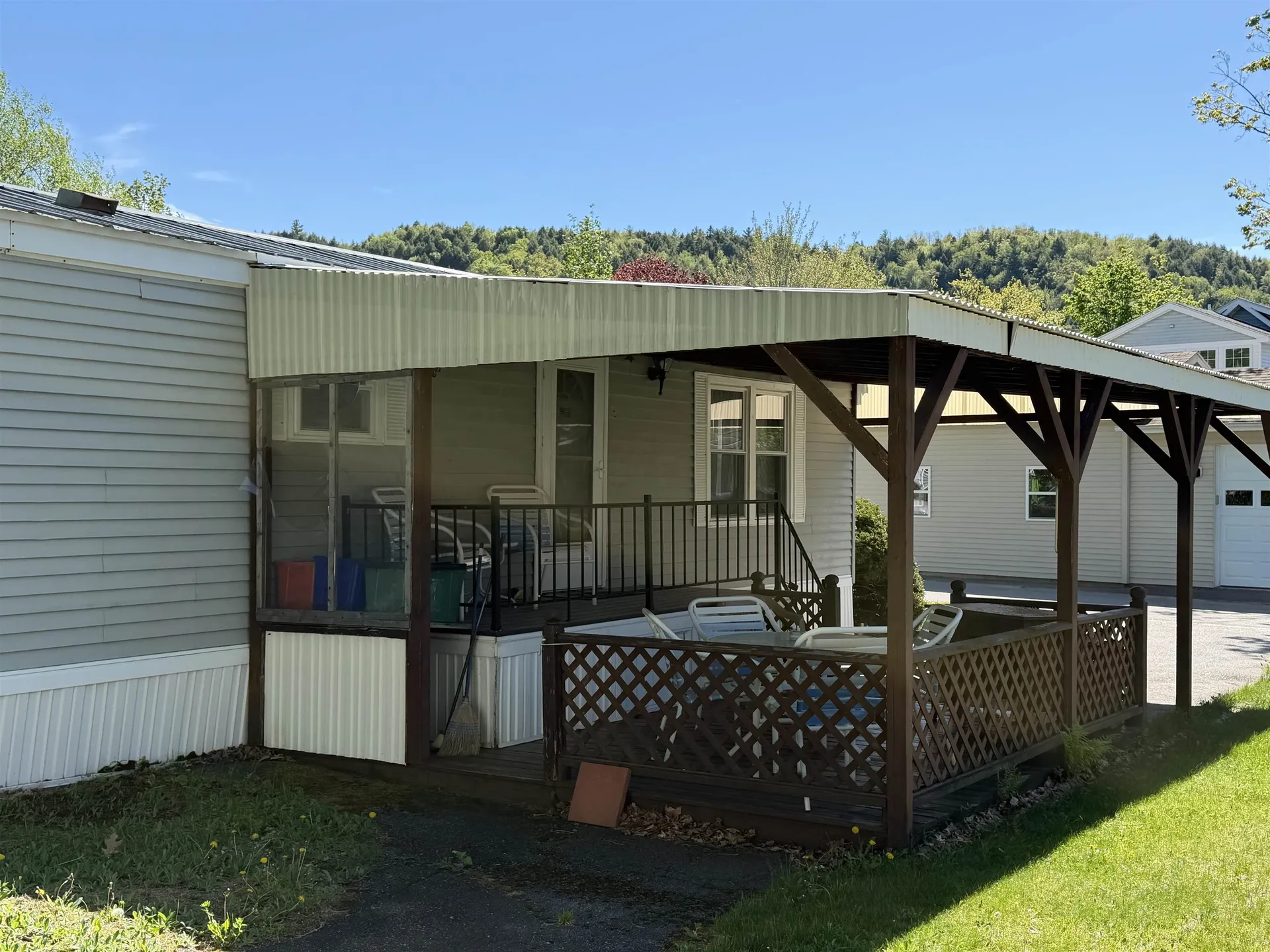 9 Paradise Street Gorham NH 03581