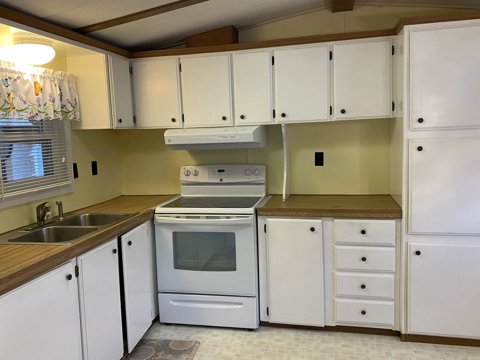 9 Paradise Street Gorham NH 03581