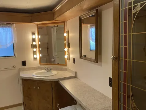 9 Paradise Street Gorham NH 03581