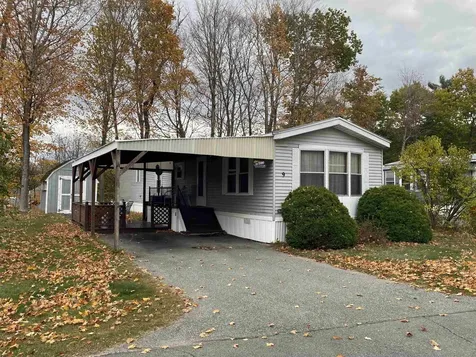9 Paradise Street Gorham NH 03581