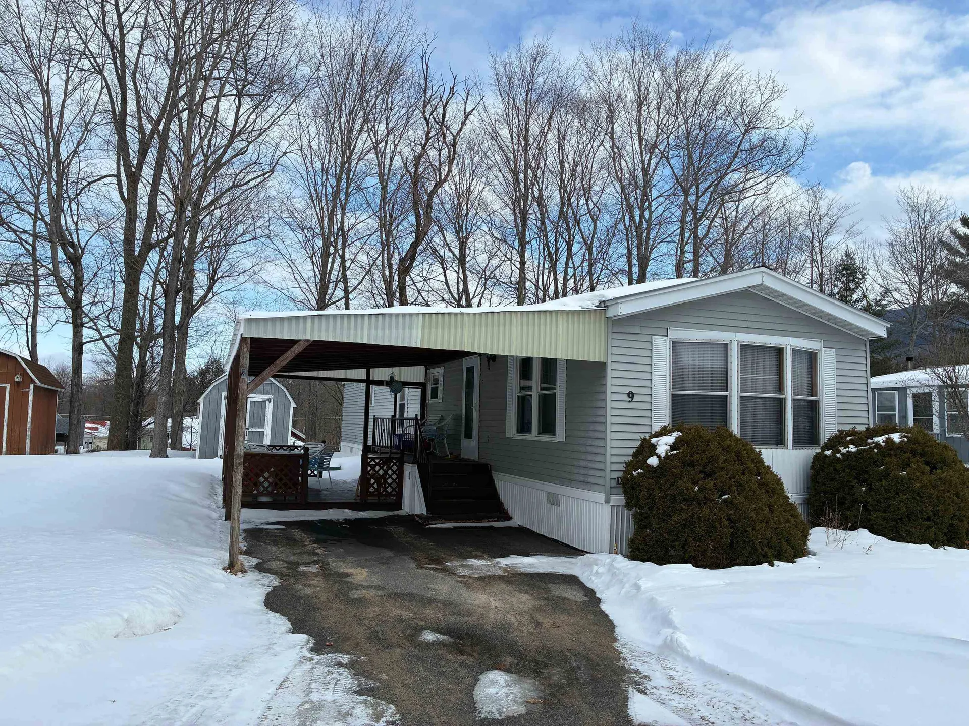 9 Paradise Street Gorham NH 03581