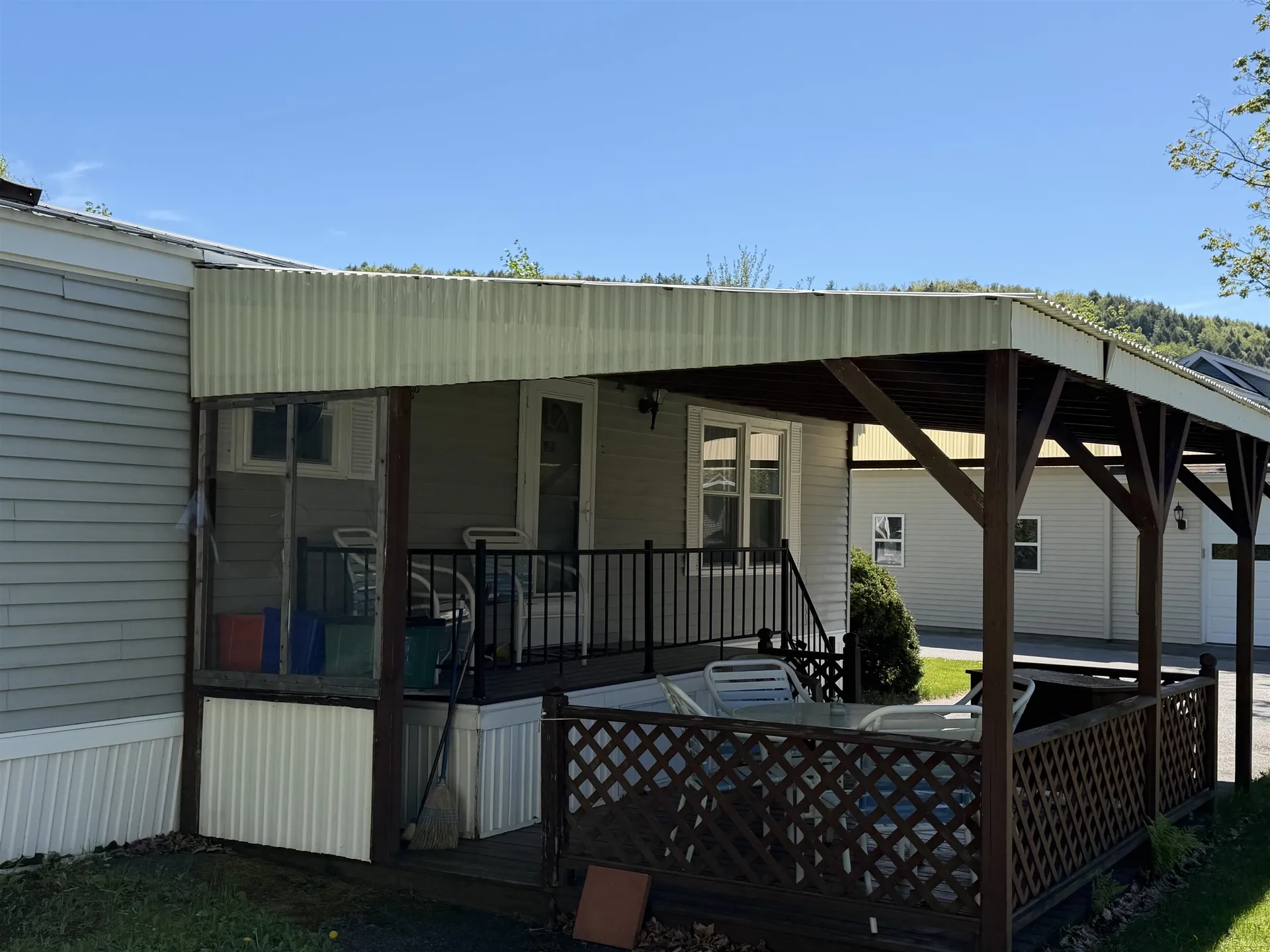 9 Paradise Street Gorham NH 03581
