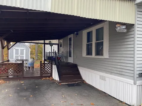 9 Paradise Street Gorham NH 03581