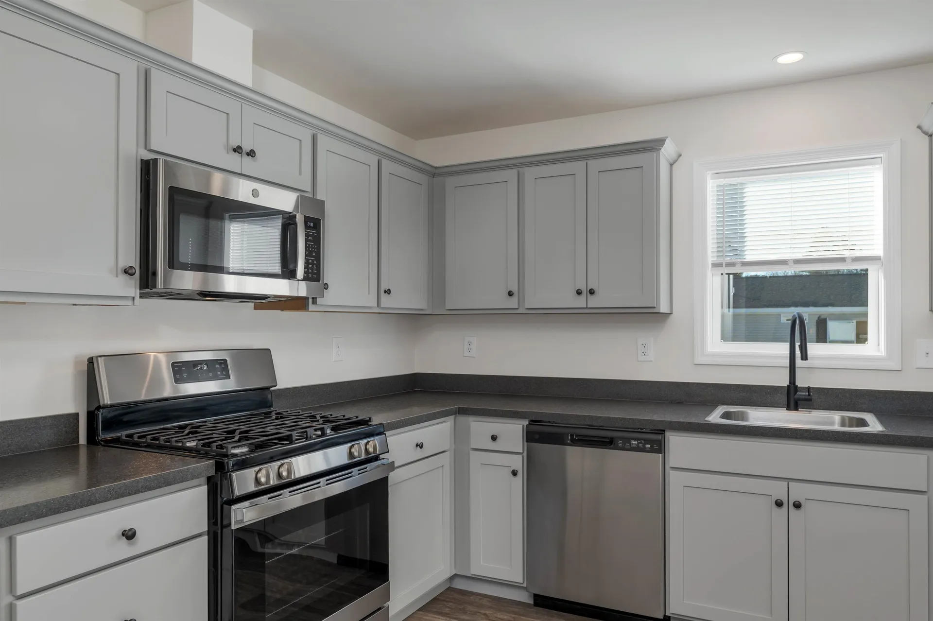 18-A Wildflower Lane Plymouth NH 03264